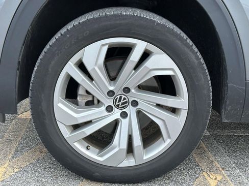 Used 2022 Volkswagen Atlas SE w/ Panoramic Sunroof Package image 7