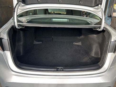 Used 2024 Toyota Corolla LE image 35