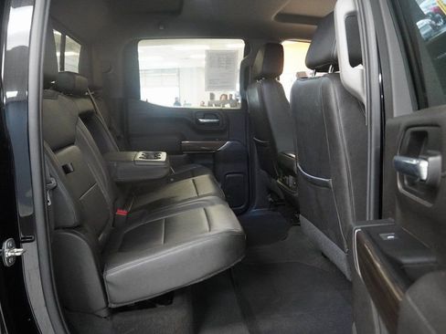 Used 2022 Chevrolet Silverado 1500 LT Trail Boss w/ Convenience Package II AWD/4WD image 31