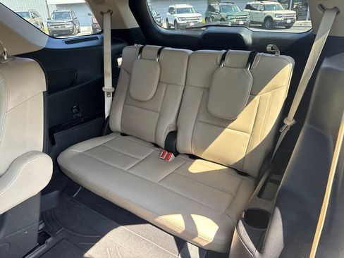 Certified 2020 Ford Explorer Limited RWD image 11