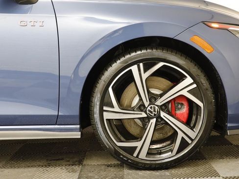 New 2026 Volkswagen GTI SE FWD image 24