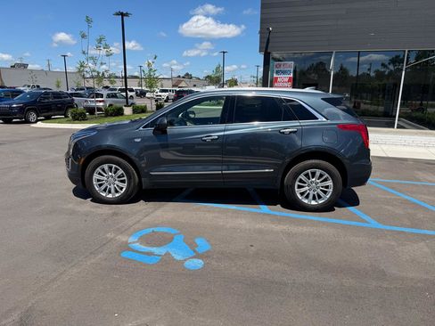Used 2019 Cadillac XT5 FWD image 8