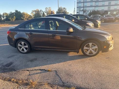 Used 2015 Chevrolet Cruze LT w/ Sun, Sound and Sport Package image 3
