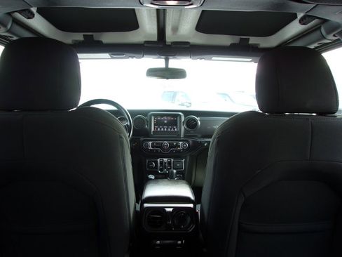 Used 2022 Jeep Wrangler Unlimited Sport AWD/4WD image 7