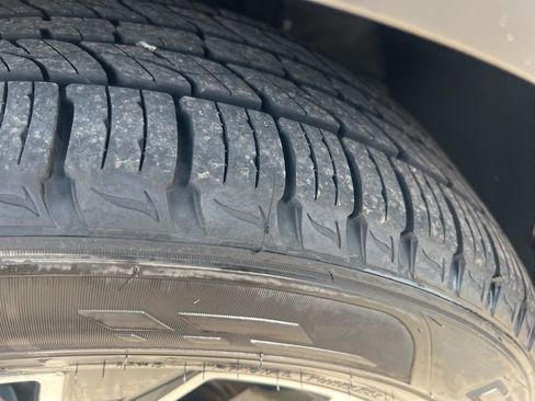 Used 2023 Kia Sportage EX image 44