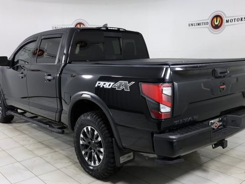 Used 2022 Nissan Titan PRO-4X w/ Pro-4x Convenience Package image 4