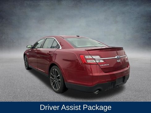Used 2018 Ford Taurus Limited w/ Driver Assist Package image 4