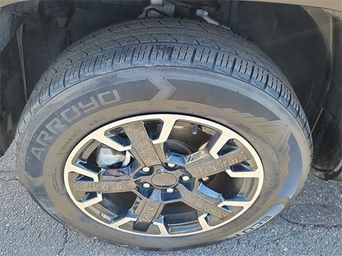 Used 2023 Jeep Renegade Latitude image 16