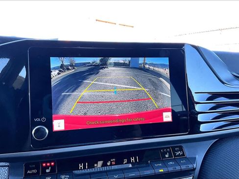 Certified 2025 Toyota Camry SE image 25