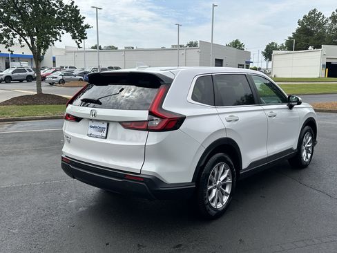 Used 2024 Honda CR-V EX-L image 10