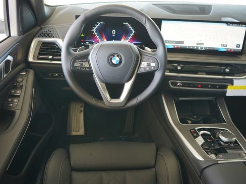 Used 2026 BMW X5 xDrive40i AWD/4WD image 15