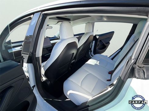 Used 2021 Tesla Model 3 Long Range image 28