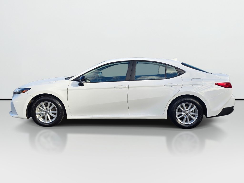 Used 2025 Toyota Camry LE FWD image 2