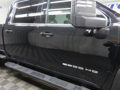 Used 2022 GMC Sierra 2500 SLE image 26