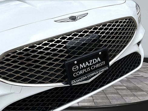 Used 2025 Genesis G70 2.5T RWD image 34