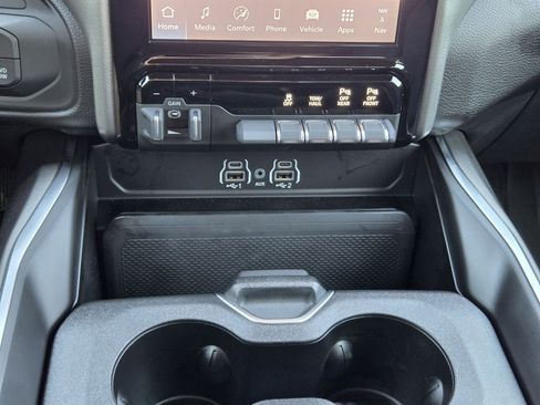 New 2026 RAM 2500 Lone Star image 18