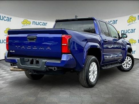 Used 2025 Toyota Tacoma SR5 image 6