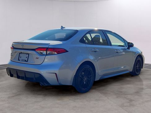 Used 2024 Toyota Corolla SE image 4