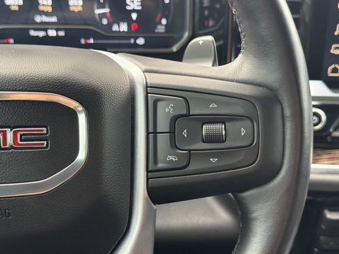 Used 2023 GMC Sierra 1500 Elevation w/ Preferred Package AWD/4WD image 31