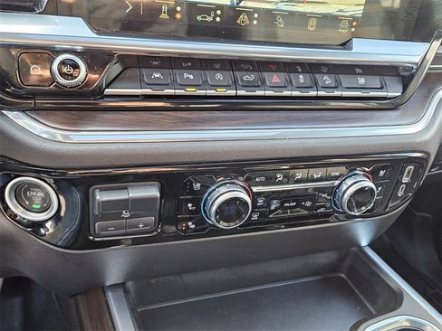 Certified 2024 GMC Sierra 1500 SLT w/ SLT Premium Plus Package image 23