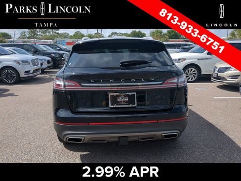 Certified 2022 Lincoln Nautilus Reserve w/ Equipment Group 202A AWD/4WD image 9
