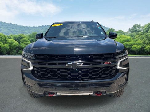 Used 2023 Chevrolet Tahoe Z71 w/ Luxury Package AWD/4WD image 28