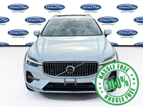 Used 2023 Volvo XC60 B5 Plus w/ Protection Package Premier image 2