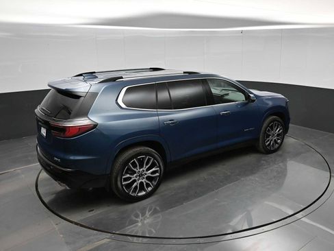 New 2026 GMC Acadia Denali Ultimate w/ LPO, Floor Liner Package AWD/4WD image 32