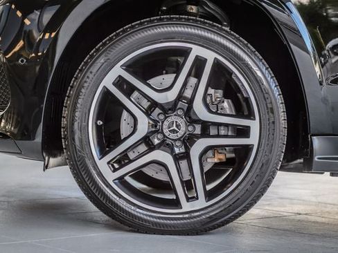 Used 2018 Mercedes-Benz GLS 550 4MATIC w/ Offroad Package image 13