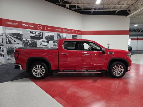 Used 2021 GMC Sierra 1500 SLT w/ SLT Premium Plus Package image 2