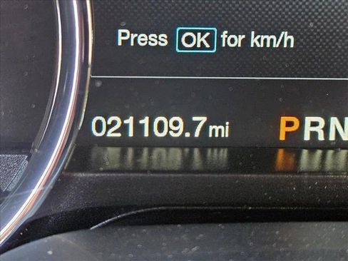 Used 2018 Ford F250 Lariat w/ Chrome Package image 10