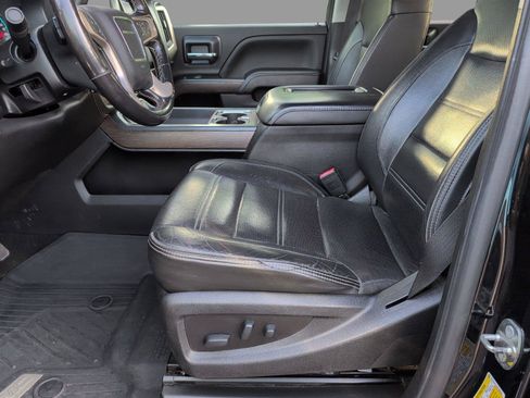 Used 2018 GMC Sierra 2500 Denali AWD/4WD image 3
