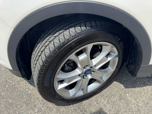 Used 2016 Ford Escape Titanium image 36