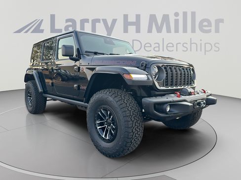 New 2026 Jeep Wrangler Unlimited Rubicon AWD/4WD image 7
