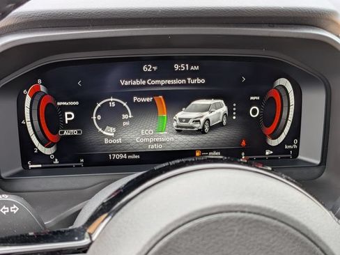 Used 2023 Nissan Rogue Platinum AWD/4WD image 19