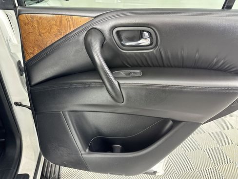 Used 2023 Nissan Armada SL image 27