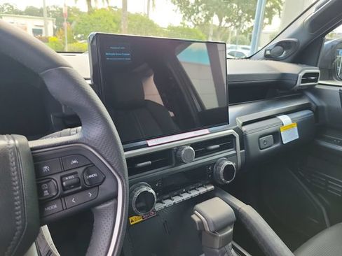 New 2026 Toyota 4Runner Limited AWD/4WD image 11