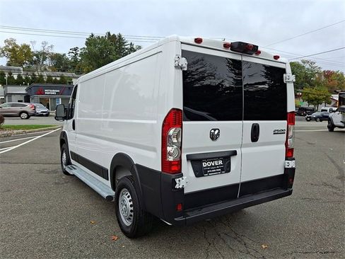 Used 2025 RAM ProMaster 2500 w/ U-Haul Equipment Group image 21