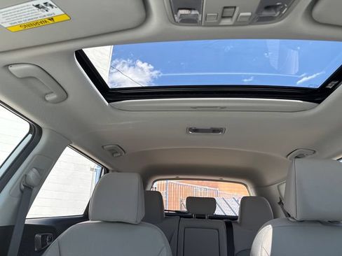 Used 2025 Kia Soul EX FWD image 21