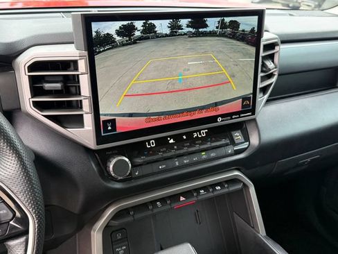 Used 2022 Toyota Tundra SR5 w/ SR5 Premium Package AWD/4WD image 19