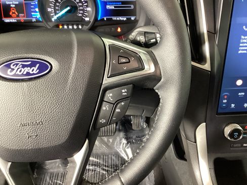 Used 2024 Ford Edge SEL w/ Convenience Package AWD/4WD image 20