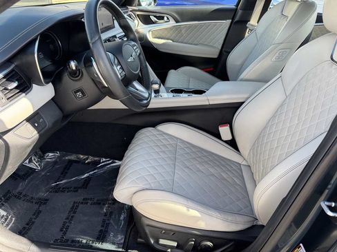 Used 2022 Genesis G70 3.3T RWD image 27