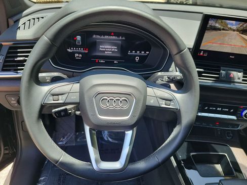 Used 2023 Audi Q5 2.0T Prestige w/ Prestige Package AWD/4WD image 23