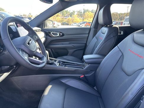 New 2026 Jeep Compass Trailhawk image 11