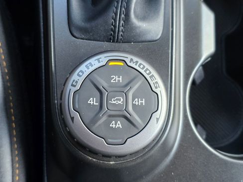 Used 2023 Ford Bronco Badlands w/ Sasquatch Package AWD/4WD image 59