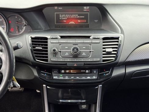 Used 2017 Honda Accord Sport image 12