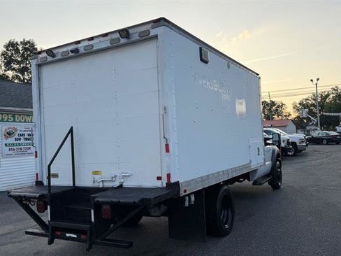 Used 2013 Ford F450 XL w/ Heavy Service Suspension Pkg RWD image 3