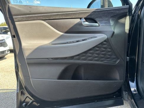 Used 2019 Hyundai Santa Fe SE image 14