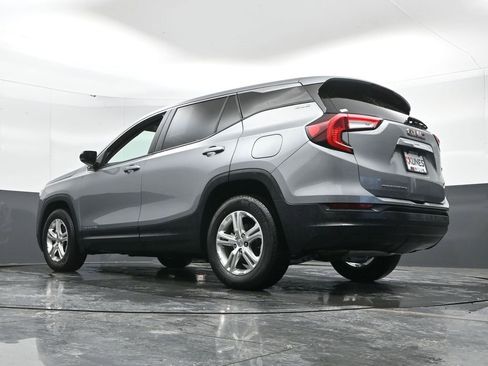 Used 2024 GMC Terrain SLE image 51