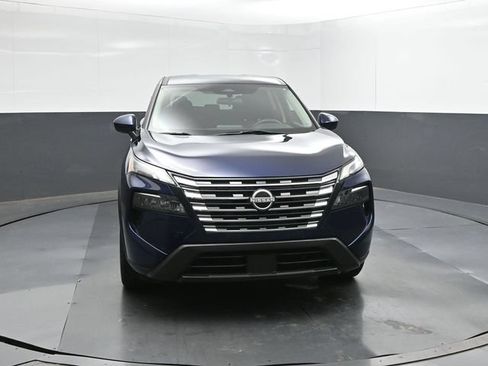 Used 2024 Nissan Rogue SV AWD/4WD image 17